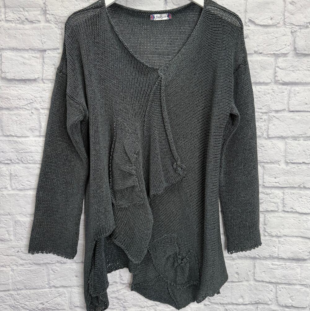 B & K Moda Knit Sweater Top Womens One Size (XL) Knit Bow Asymmetrical Hem